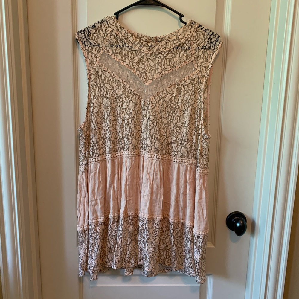 Altar’d State Pink & Black Lace Tank